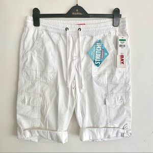 NWT Unionbay Juniors White Cargo Greyson Shorts, L